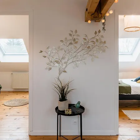 Le Monti-nid - Authentique Et Chaleureux Appartement *